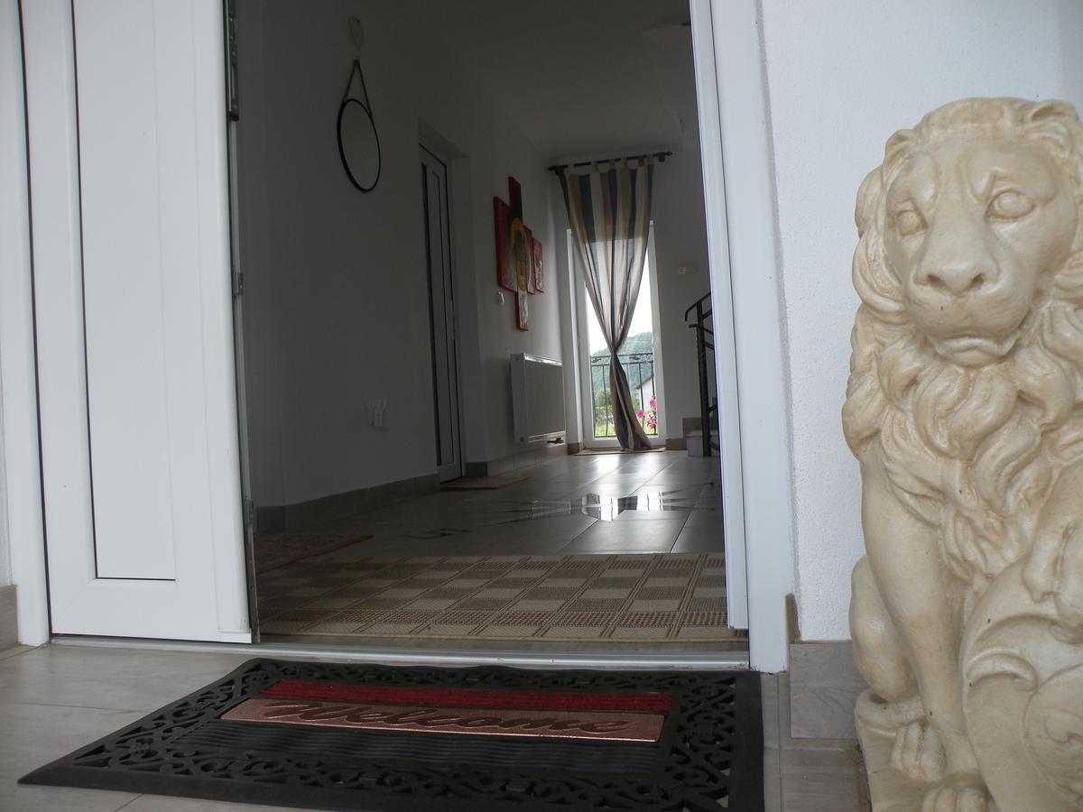 Pensiunea Casa Alba 베클레안 외부 사진